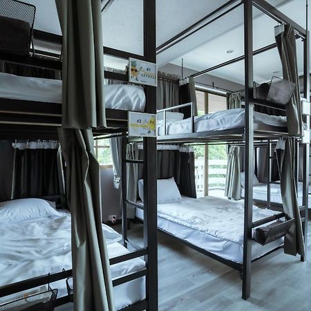 420 Hostel - Ekkamai Buds & Beds Bangkok Extérieur photo