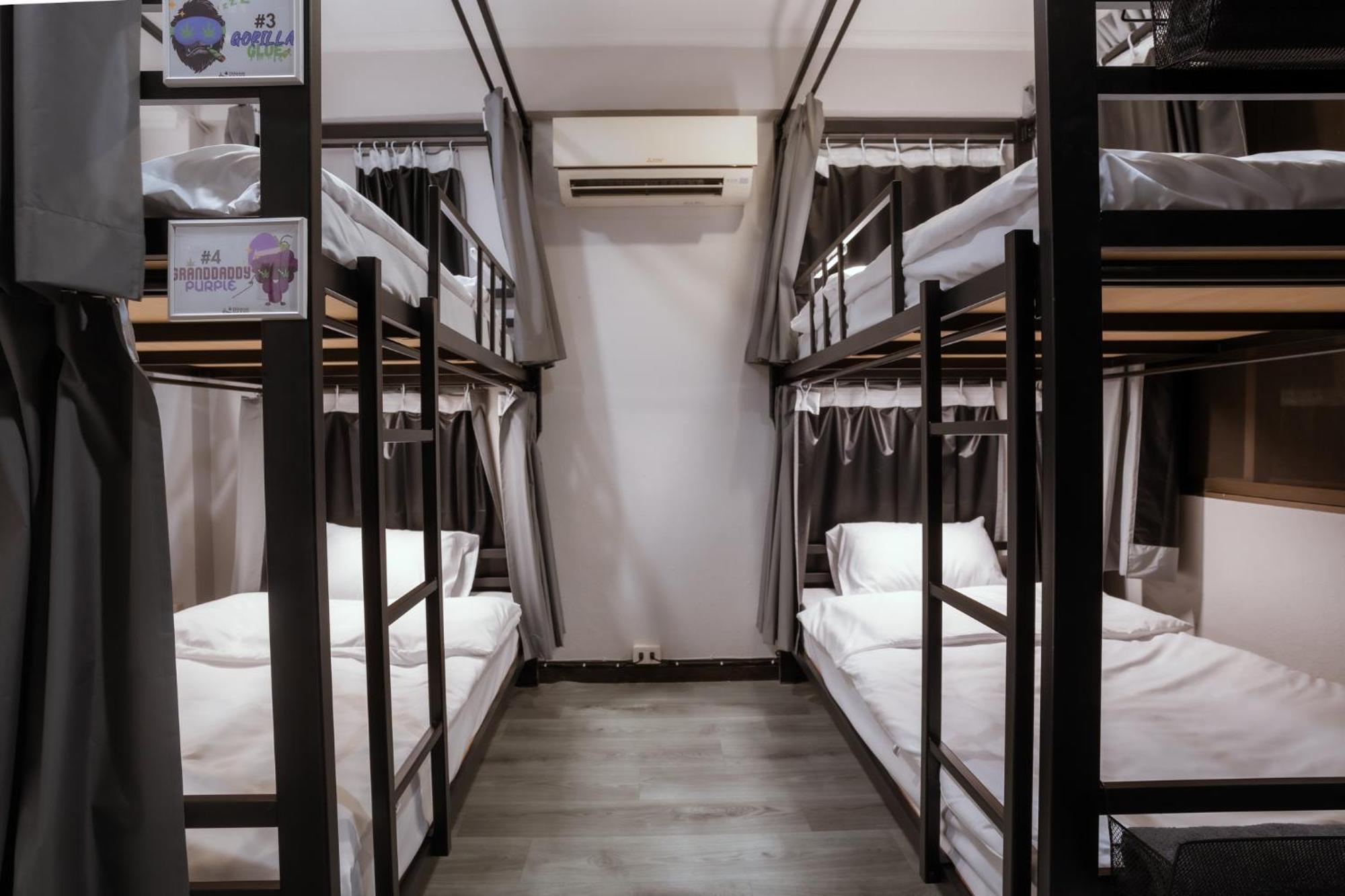 420 Hostel - Ekkamai Buds & Beds Bangkok Extérieur photo