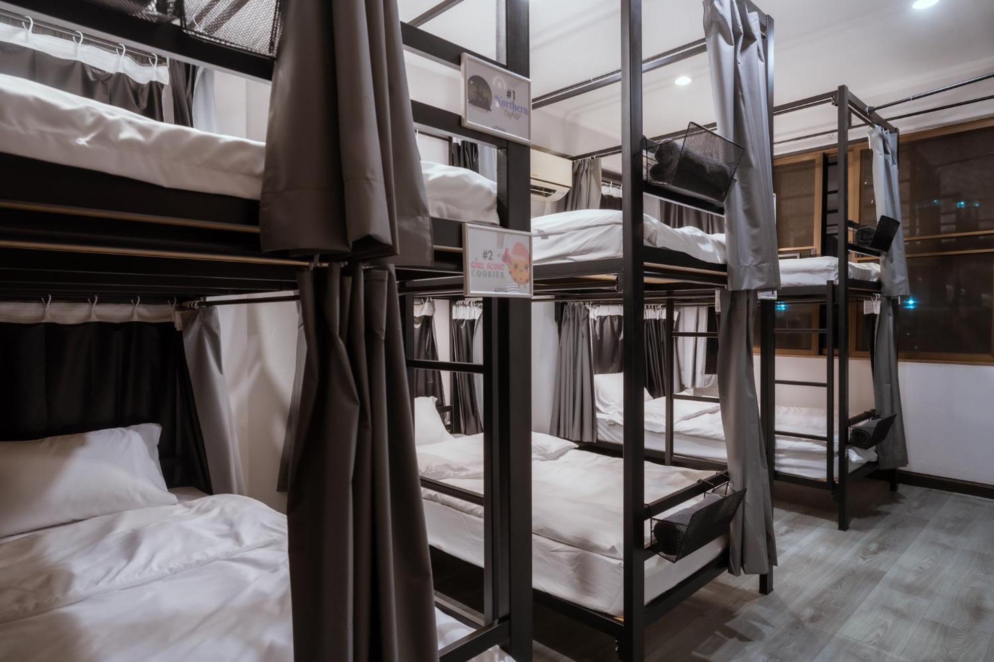 420 Hostel - Ekkamai Buds & Beds Bangkok Extérieur photo