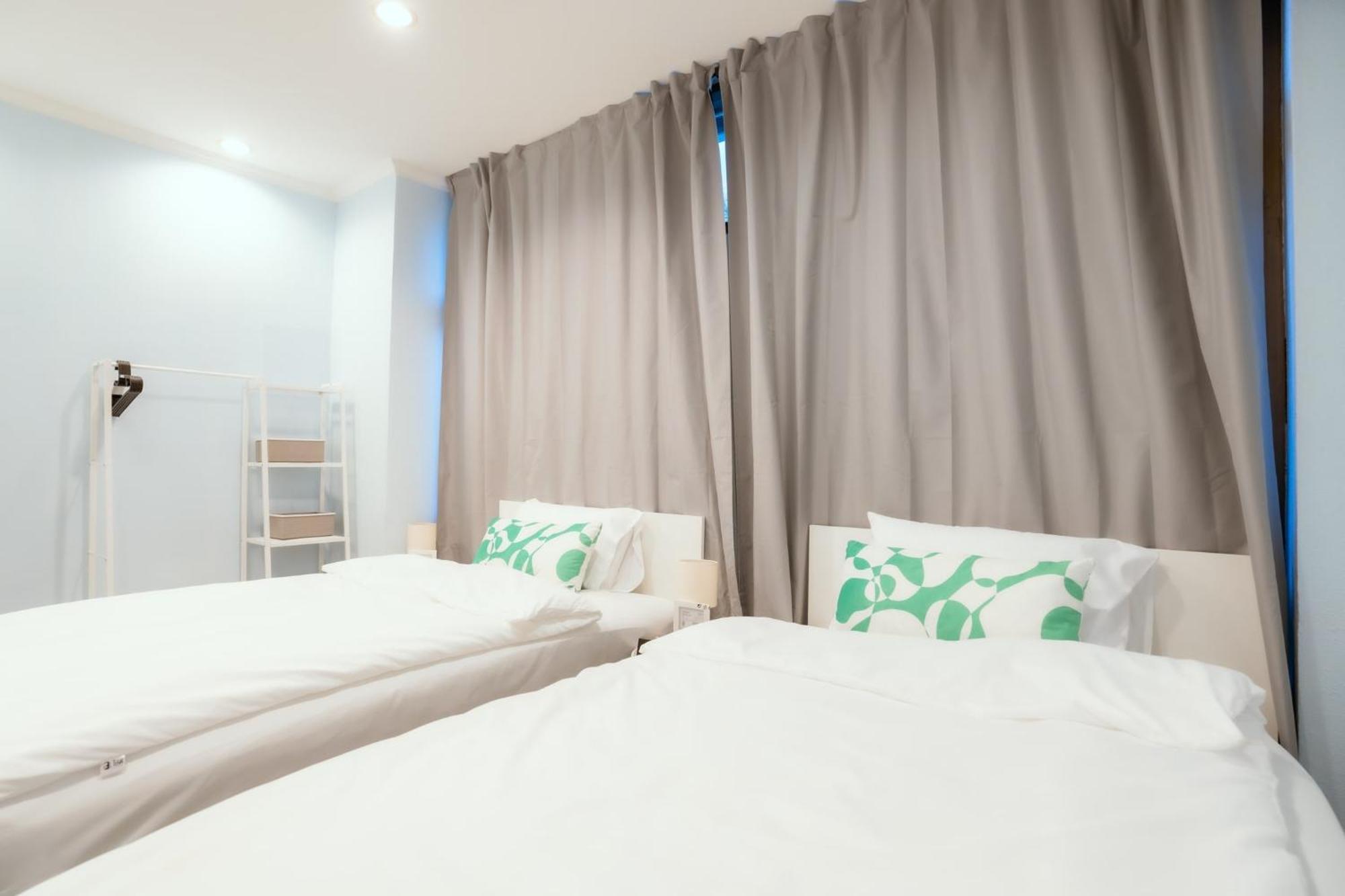 420 Hostel - Ekkamai Buds & Beds Bangkok Extérieur photo