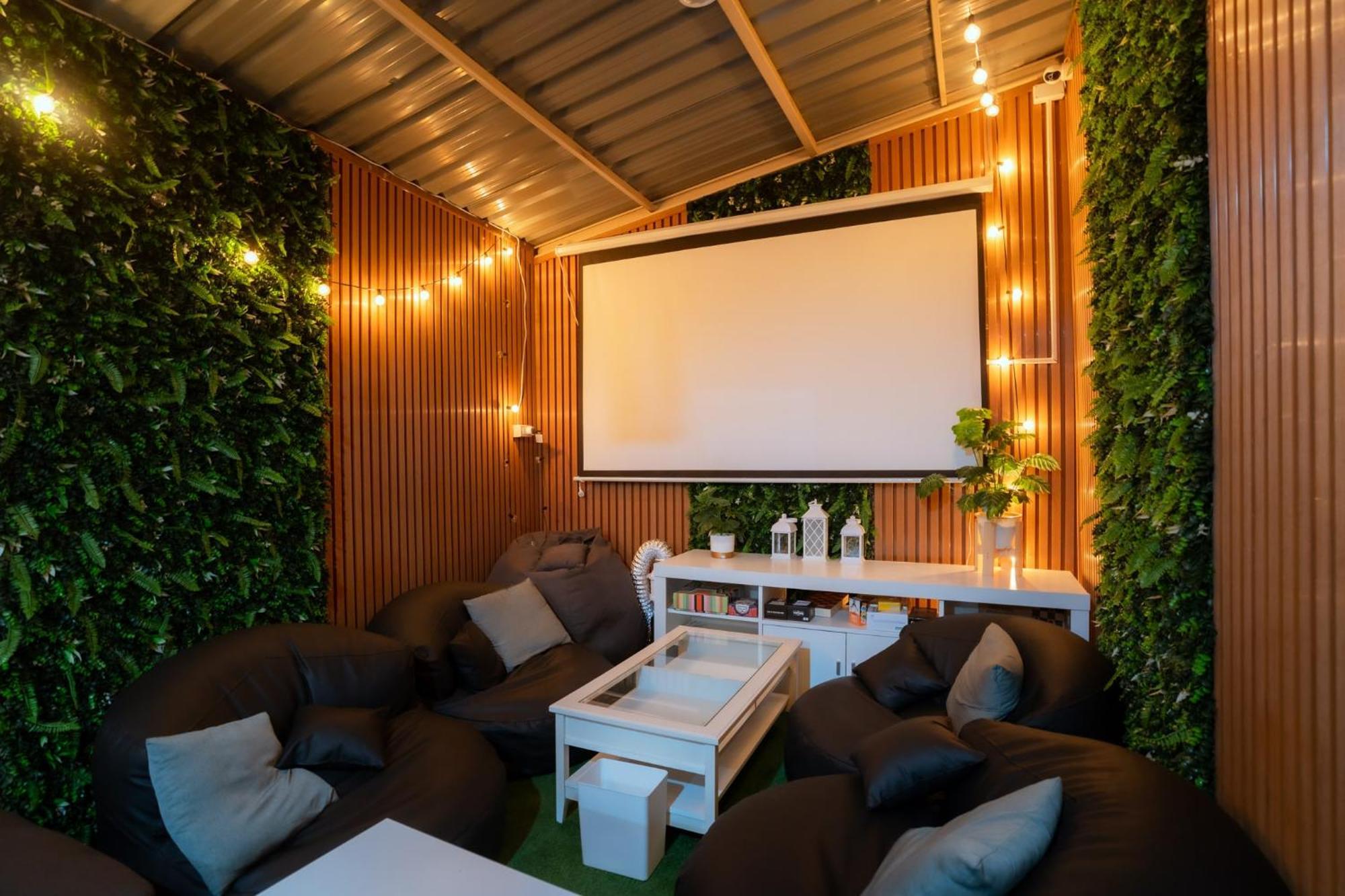 420 Hostel - Ekkamai Buds & Beds Bangkok Extérieur photo